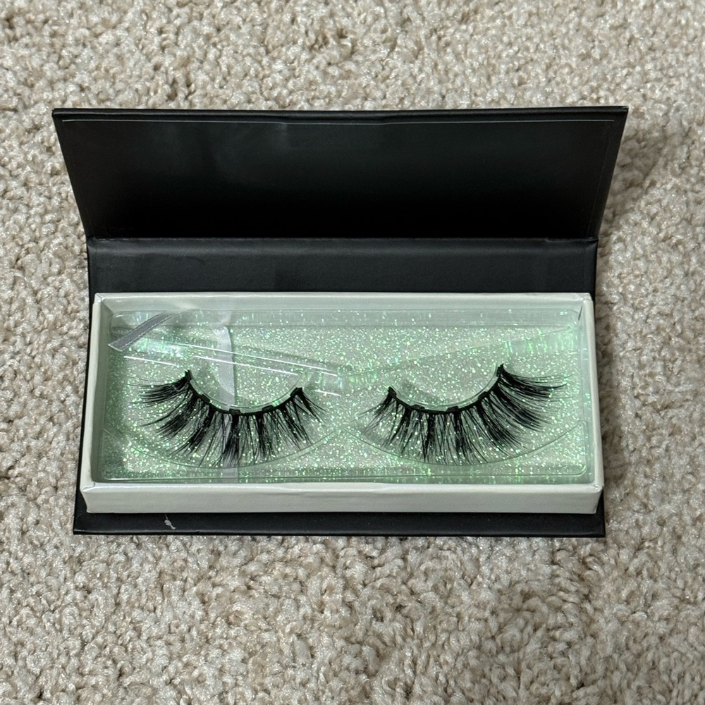 Moxielash- Sexy Lash (magnetic eyelashes)